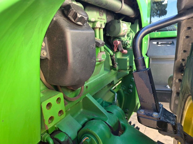 2006-john-deere-8430-image-28