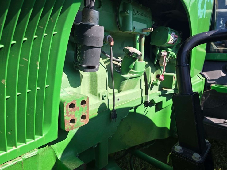 2004-john-deere-8320-image-26