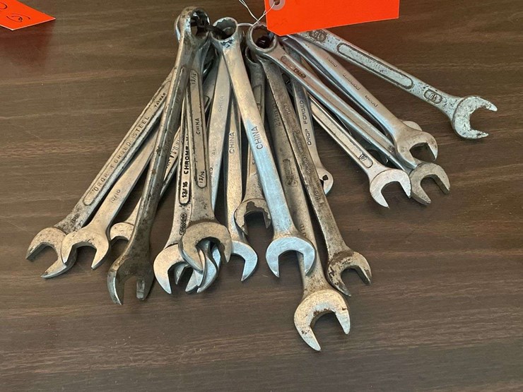 lot-of-(20)-wrenches-image-1