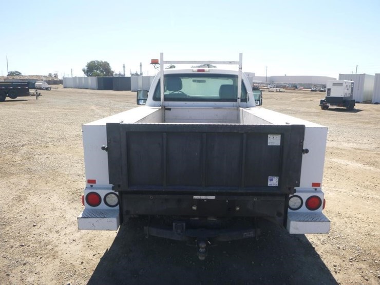 2011-ford-f250-image-8