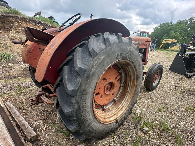 international-650-image-7