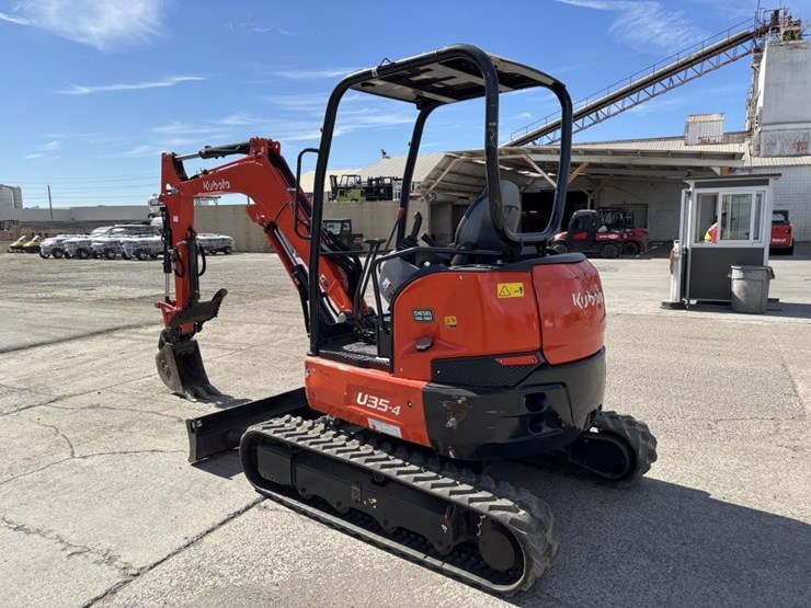 2021-kubota-u35-4-image-4