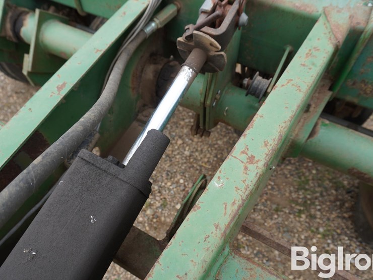 john-deere-7000-image-19