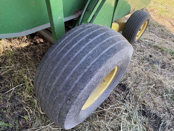 john-deere-435-image-18