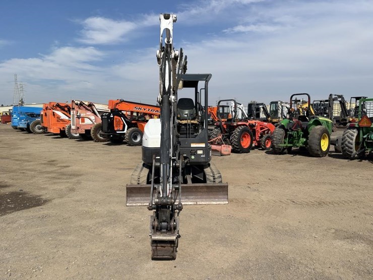 2014-bobcat-e35i-image-6