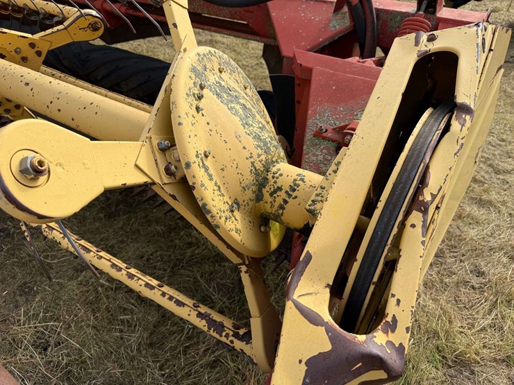 new-holland-499-image-13