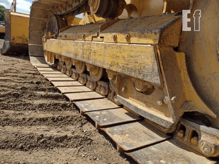 2004-deere-650h-image-22