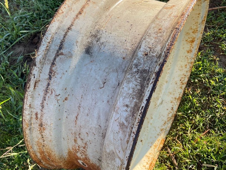 tire-rim-image-4