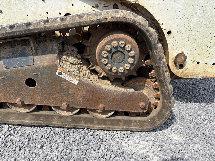 2010-bobcat-t190-image-8