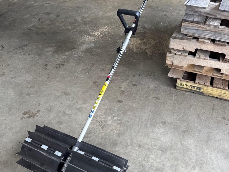 unused-redmax-exz2460s-ph-power-unit-with-rms-ex/rmnb-exbroom-head-support-equipment-image-1