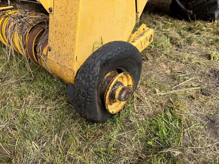 new-holland-590-image-19