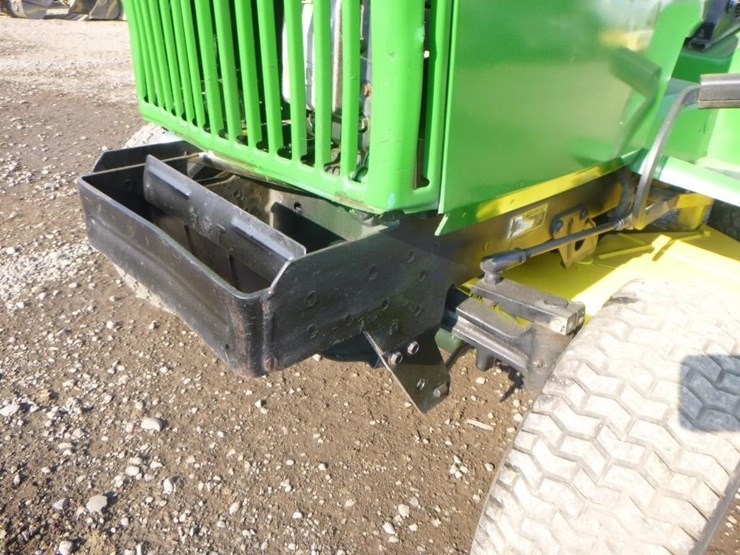 john-deere-240-image-9