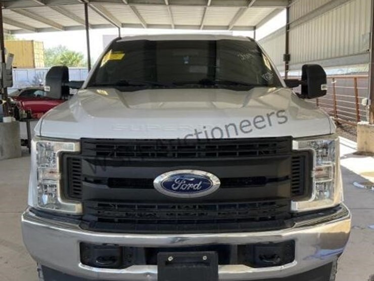 2019-ford-f250-image-3