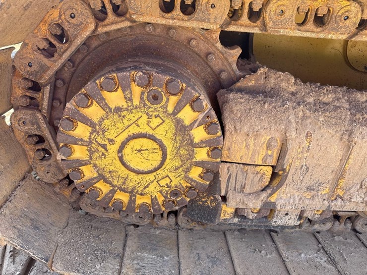 2012-caterpillar-d5k2-lgp-image-16