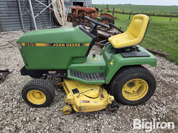 john-deere-265-image-8