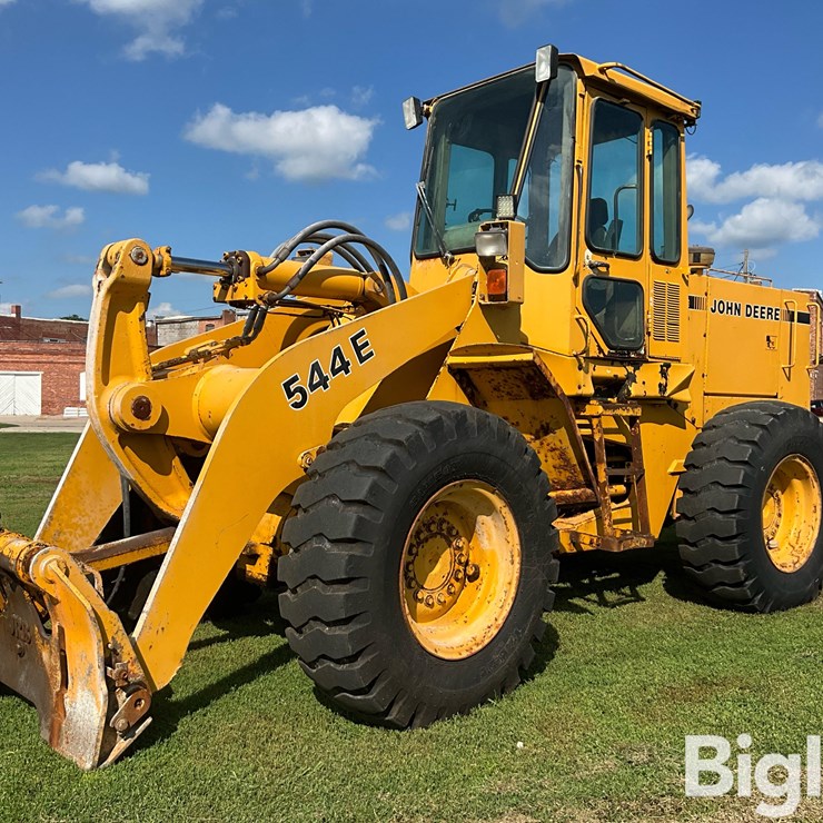 DEERE 544E