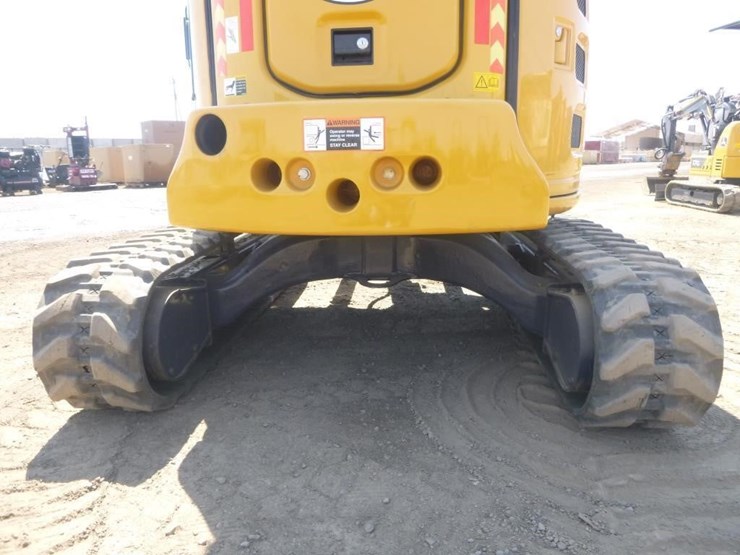 2022-deere-35g-image-38