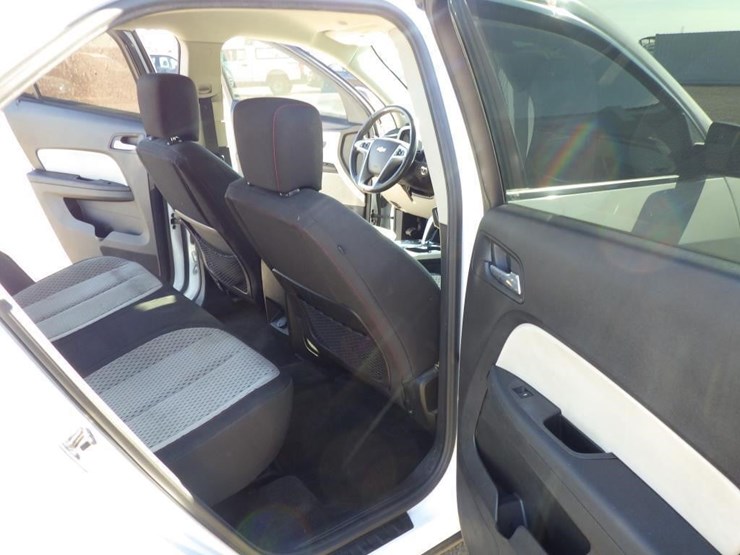 2011-chevrolet-equinox-image-8