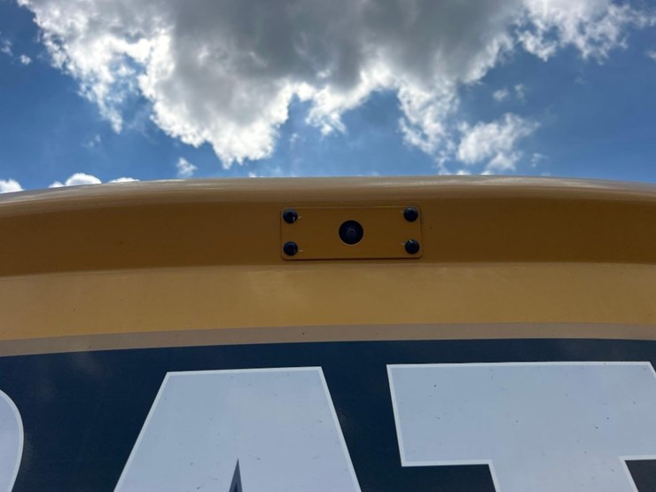 2022-caterpillar-317-image-29