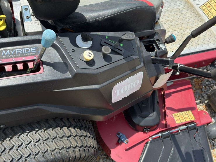 toro-54"-zero-turn-mower-image-9