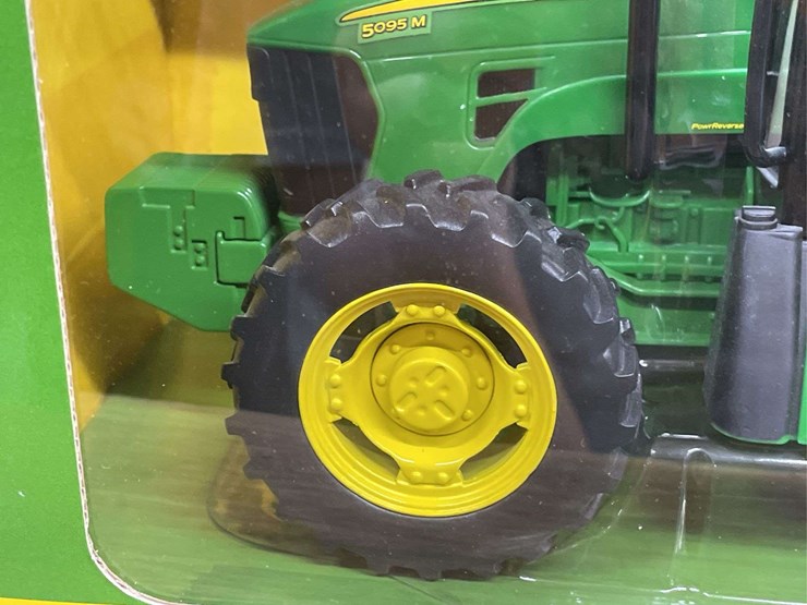 1/16-john-deere-5095-w/mower-2010-world-equestrian-games-nib-ertl-image-8