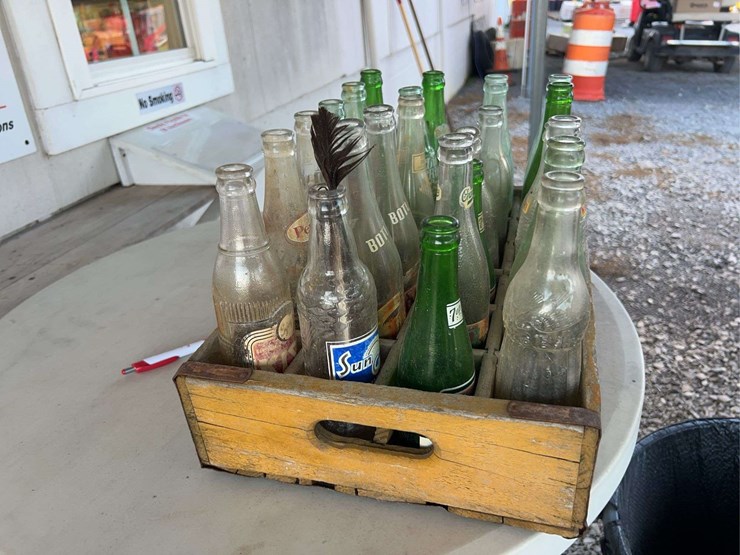 pepsi-wood-crate-of-classic-glass-soda-bottles-image-2