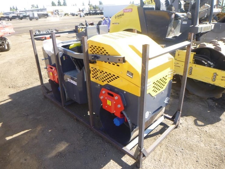 2025-sdlool-sl1000-tandem-vibratory-roller-image-2