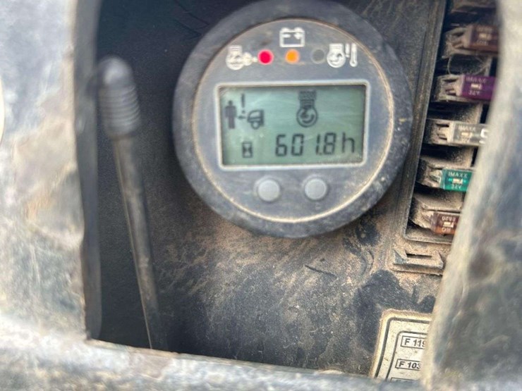 2017-bomag-bmp8500-image-5