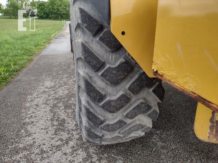 2018-caterpillar-910m-image-23