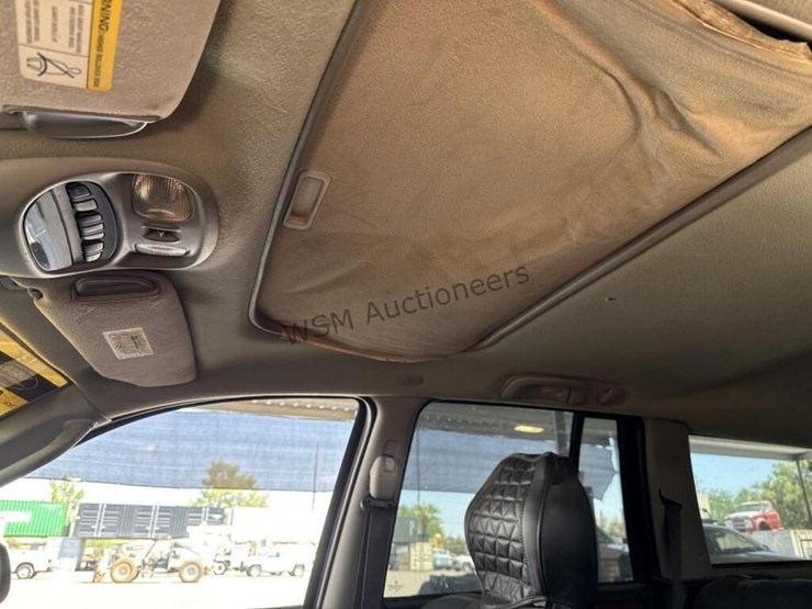 2004-jeep-grand-cherokee-image-18