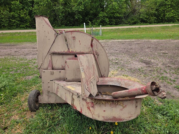 new-holland-28-image-9
