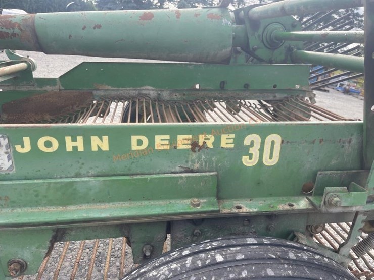 john-deere-30-image-7