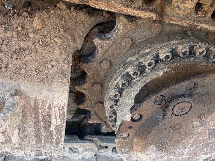 2015-caterpillar-323fl-image-24