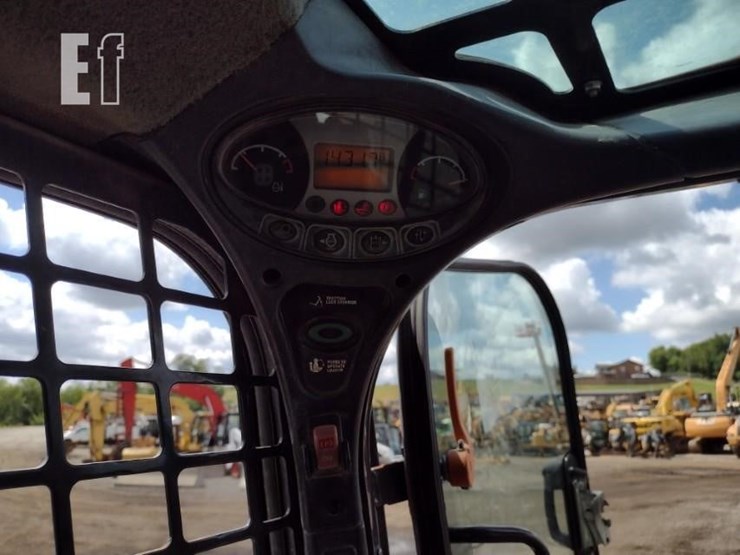 2017-bobcat-s570-image-7