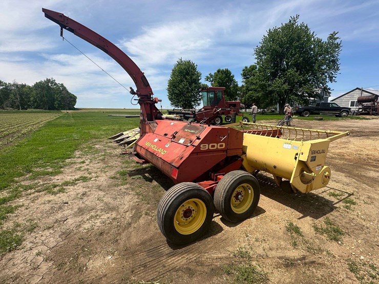 new-holland-900-image-10
