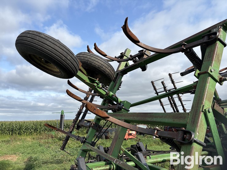 john-deere-610-image-14