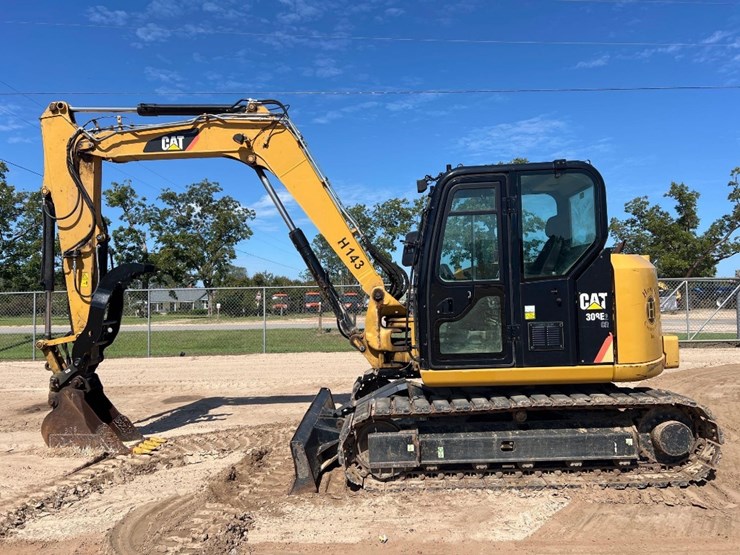 2015-caterpillar-308e2-cr-image-1