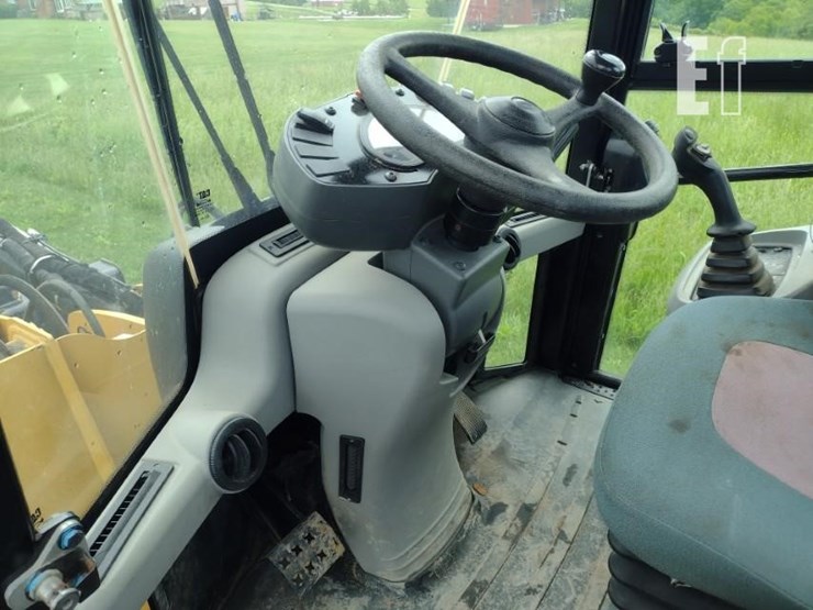 2018-caterpillar-910m-image-13