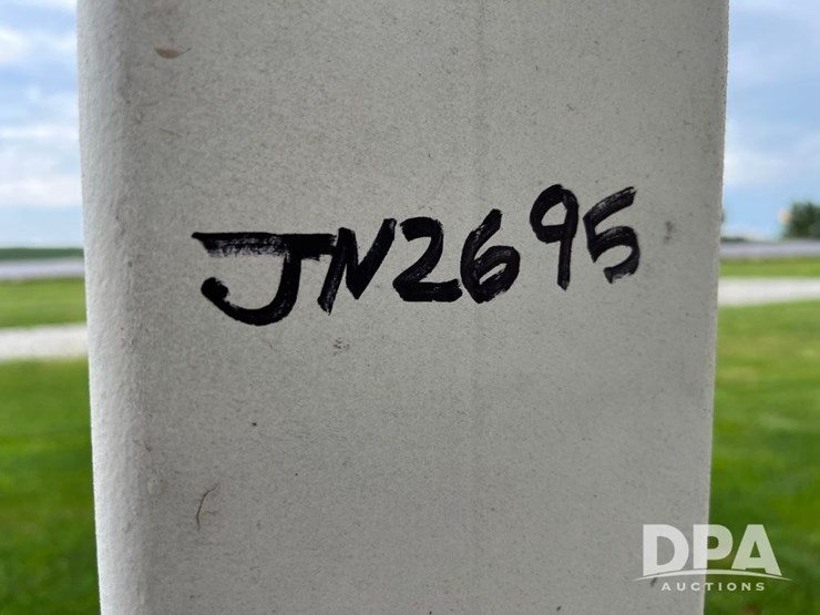 2---friesen-bulk-seed-bins-(jn2694-&-jn2695)-image-17