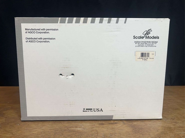 1/24-gleaner-r75-combine-2006-louisville-nib-sm-image-6