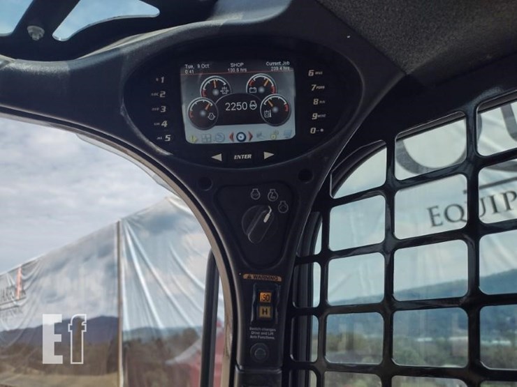 2022-bobcat-s740-image-8