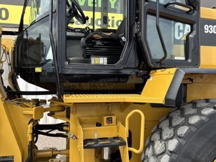 2012-caterpillar-930k-image-42
