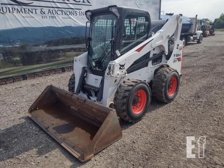 2022-bobcat-s740-image-28