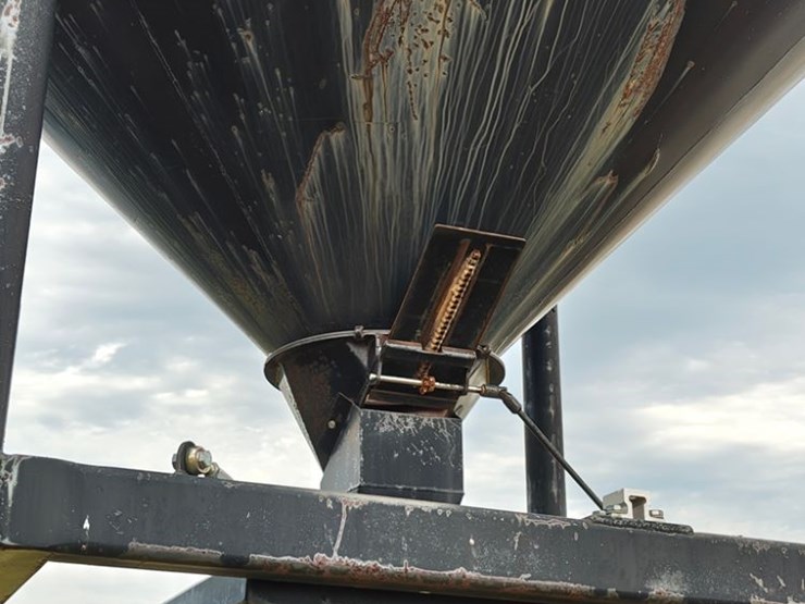 bulk-seed-hopper-(mn1101)-image-5