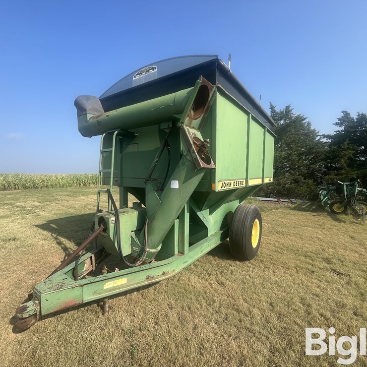 JOHN DEERE 400