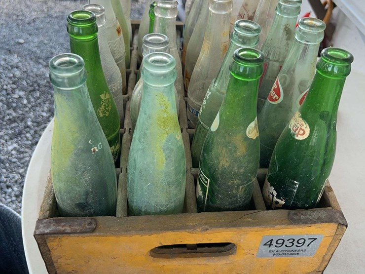 pepsi-wood-crate-of-classic-glass-soda-bottles-image-4