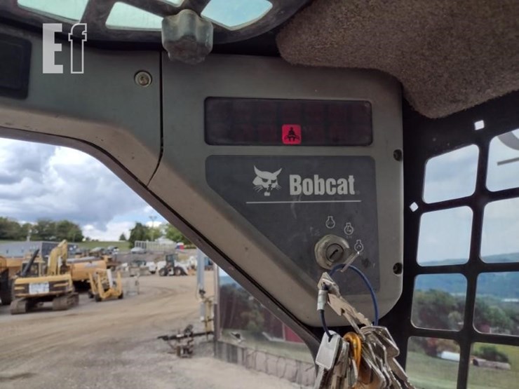2004-bobcat-s250-image-8