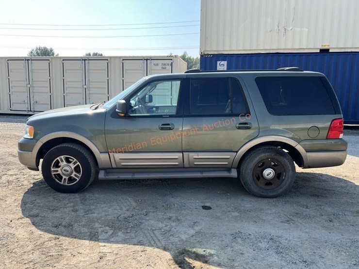 2003-ford-explorer-eddie-bauer-image-3