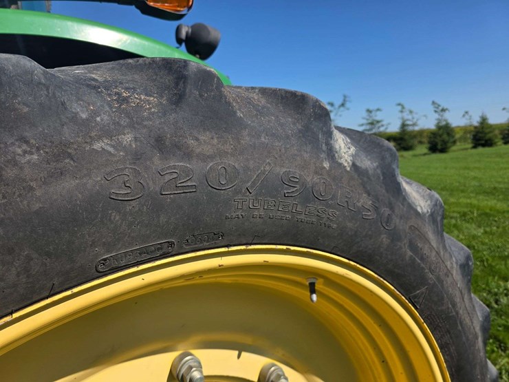 2004-john-deere-8320-image-31