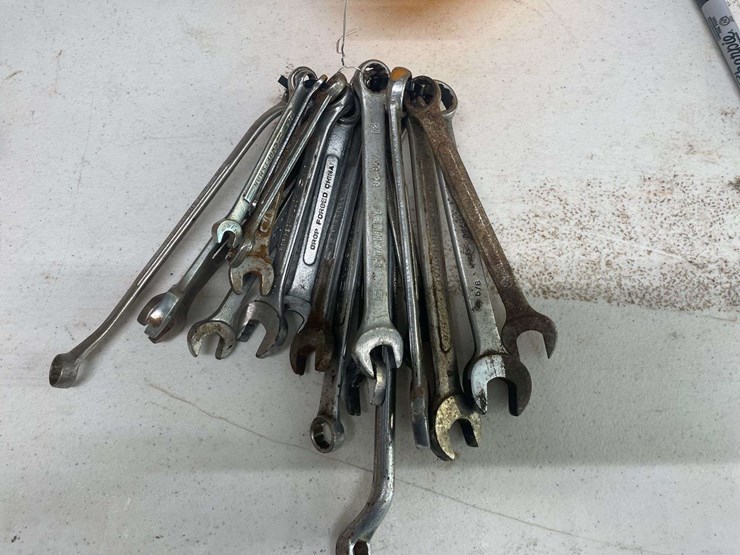 lot-of-(20)-wrenches-image-1